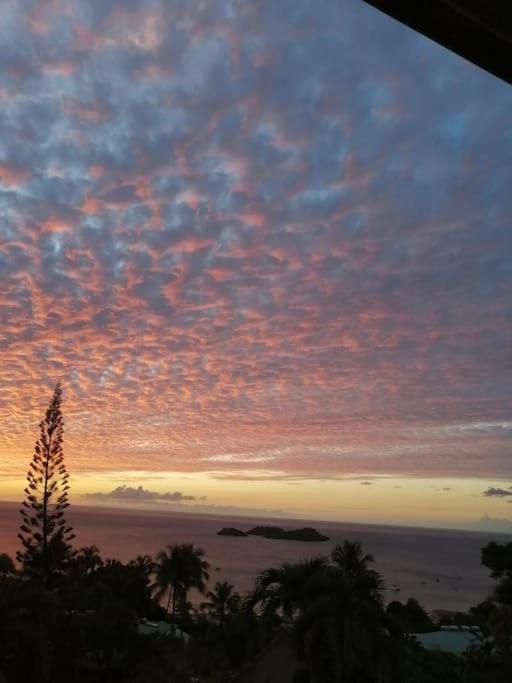 Duplex Rose Porcelaine - Vue Mer- Malendure Bouillante Esterno foto